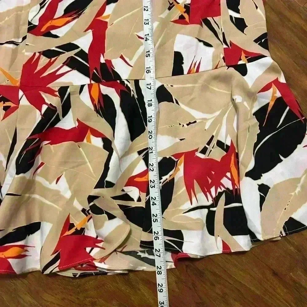Knee Length Faux Wrap Skirt With Multicolored Floral Tropical Print Size XL - Picture 5 of 9